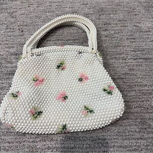 Vintage Lumured Beadd Floral Handbag